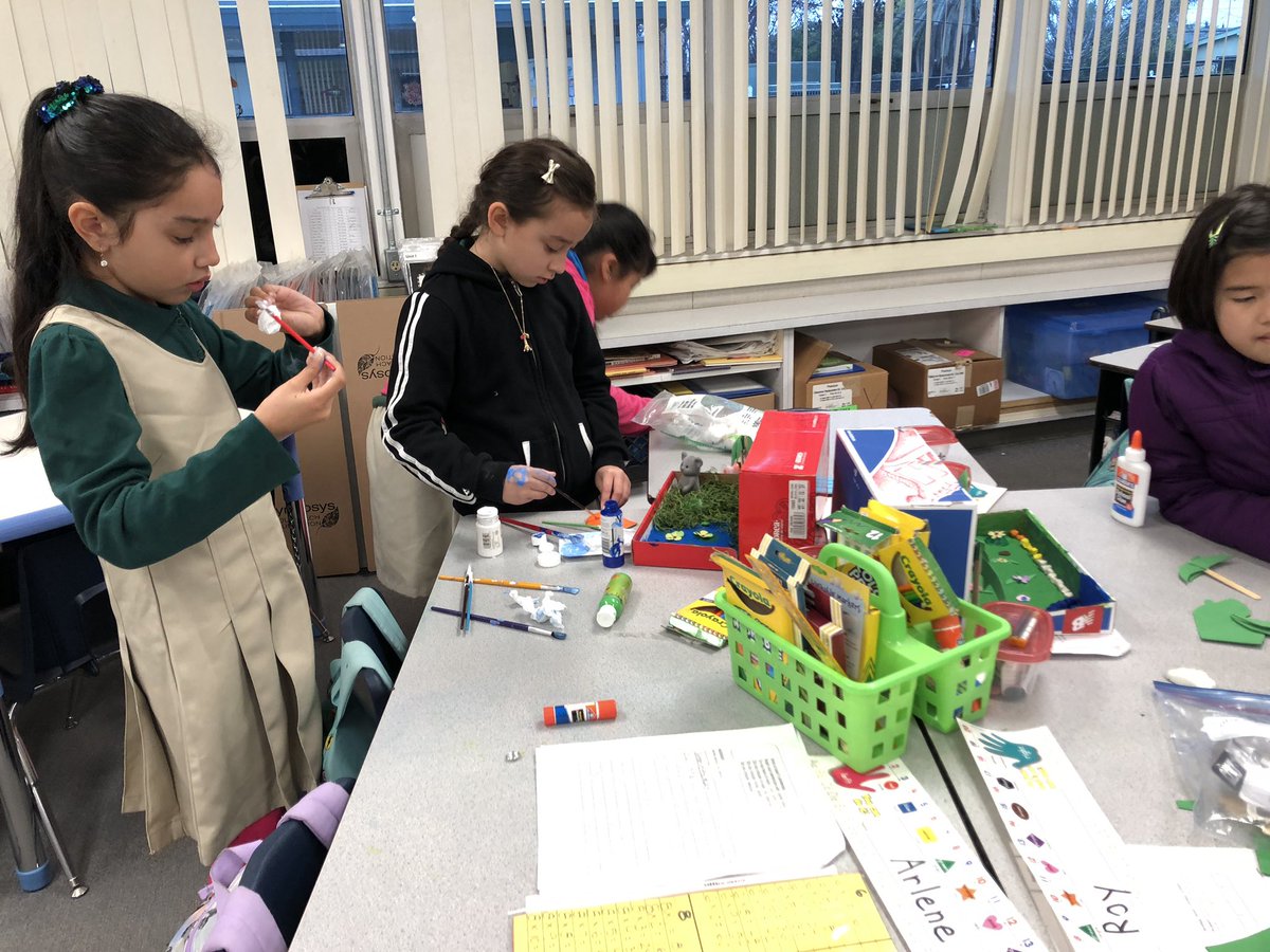 PBL in action in B4 <a href="/mervateach/">Mervat Aly💻🔎📖✏️</a> <a href="/DorsaPrincipal/">Vivian-a Garcia</a> <a href="/alumrockedtech/">Jason Sorich</a> <a href="/AlumRockUnion/">Alum Rock Union</a>