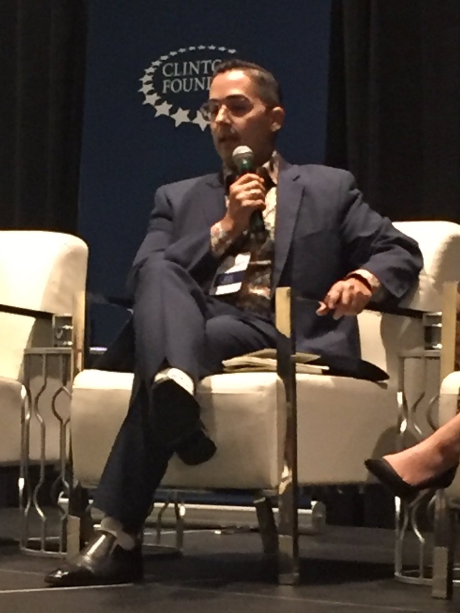 SolightD's tweet photo. Storytelling #ideasinaction #hispanicfoundation excellent panel. https://t.co/Eo4EKlgymW
