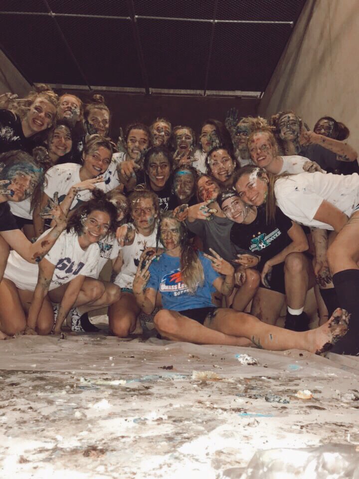 KyraHintz's tweet photo. SENIOR NIGHT &amp; CAKE FIGHT &amp; DUB NIGHT https://t.co/V5A8sO38ic