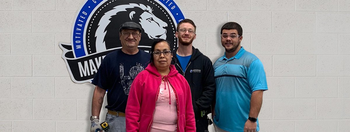 Windsor_Windows's tweet image. Lending a hand to a dedicated employee. Read about our latest Windsor Employee Home Makeover: windsorwindows.com/news/lending-a…

#WindsorWednesday #WorthwhileWork