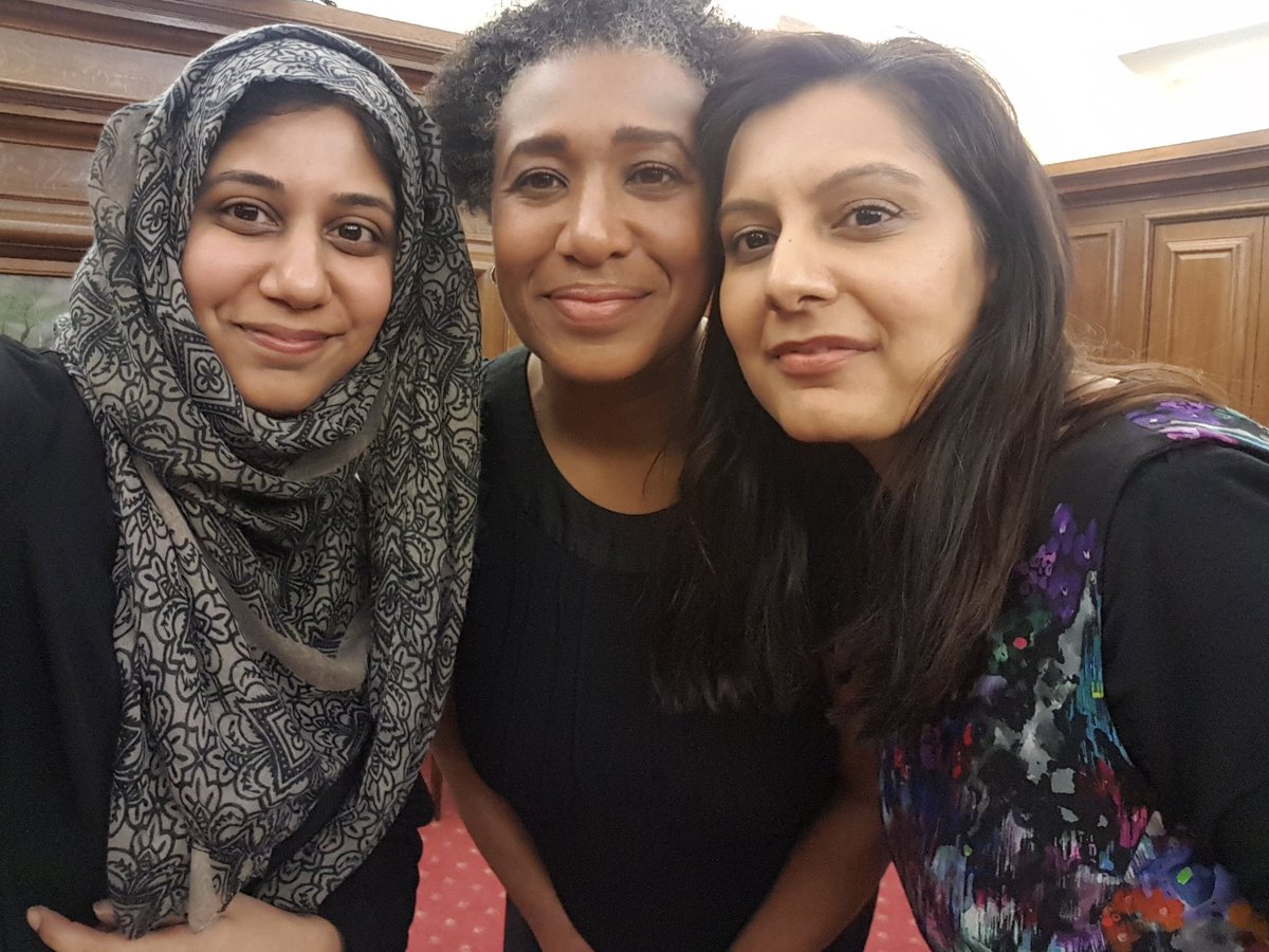 Ateeqa's tweet photo. More from yday's fantastic @LawSocDI #TalkIntoAction "speed networking" event. Though for me, less networking, + more cultivating relationships through sharing experiences, hopes + ideas for radical, and not so radical, change. Left inspired🔥✊🏽 #ResolutionForRevolution @TheIILP https://t.co/en8GkqJTYw