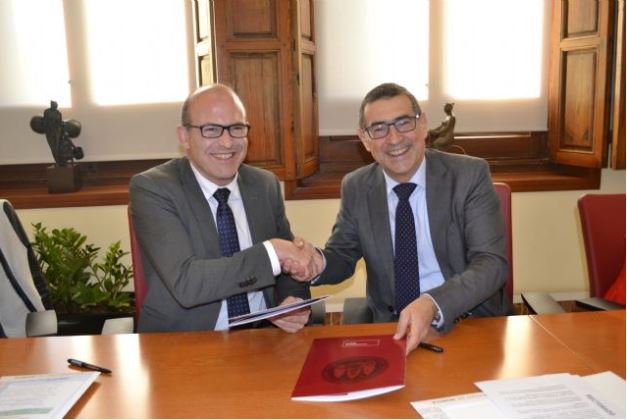 Firmado acuerdo entre Ayto de Aledo y Universidad de Murcia para voluntariado de alumnos.

murcia.com/noticias/2019/…