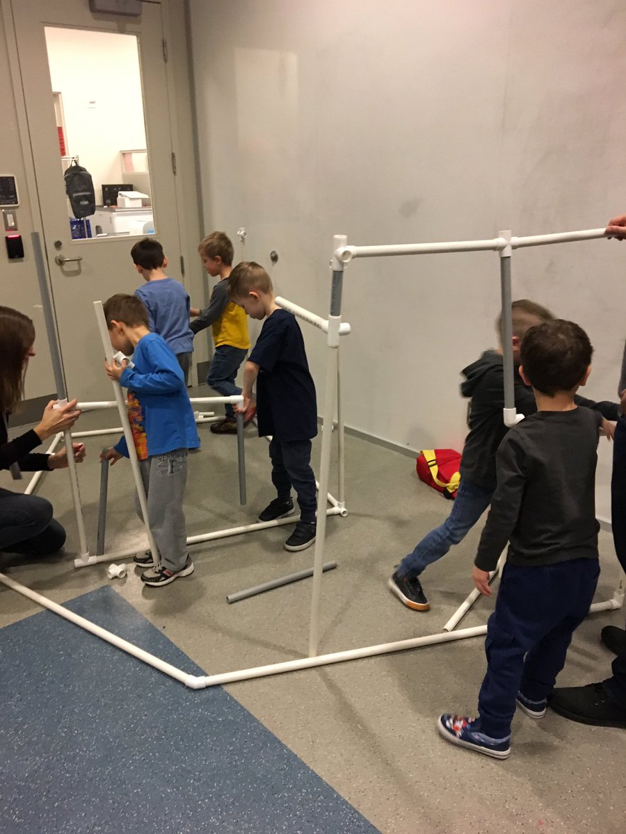 MckenzieKinder1's tweet image. Problem solving! We are out of supplies! How do we make our buildings connect! @RhoFri08 @mckenzie_lake #mathproblemsolving