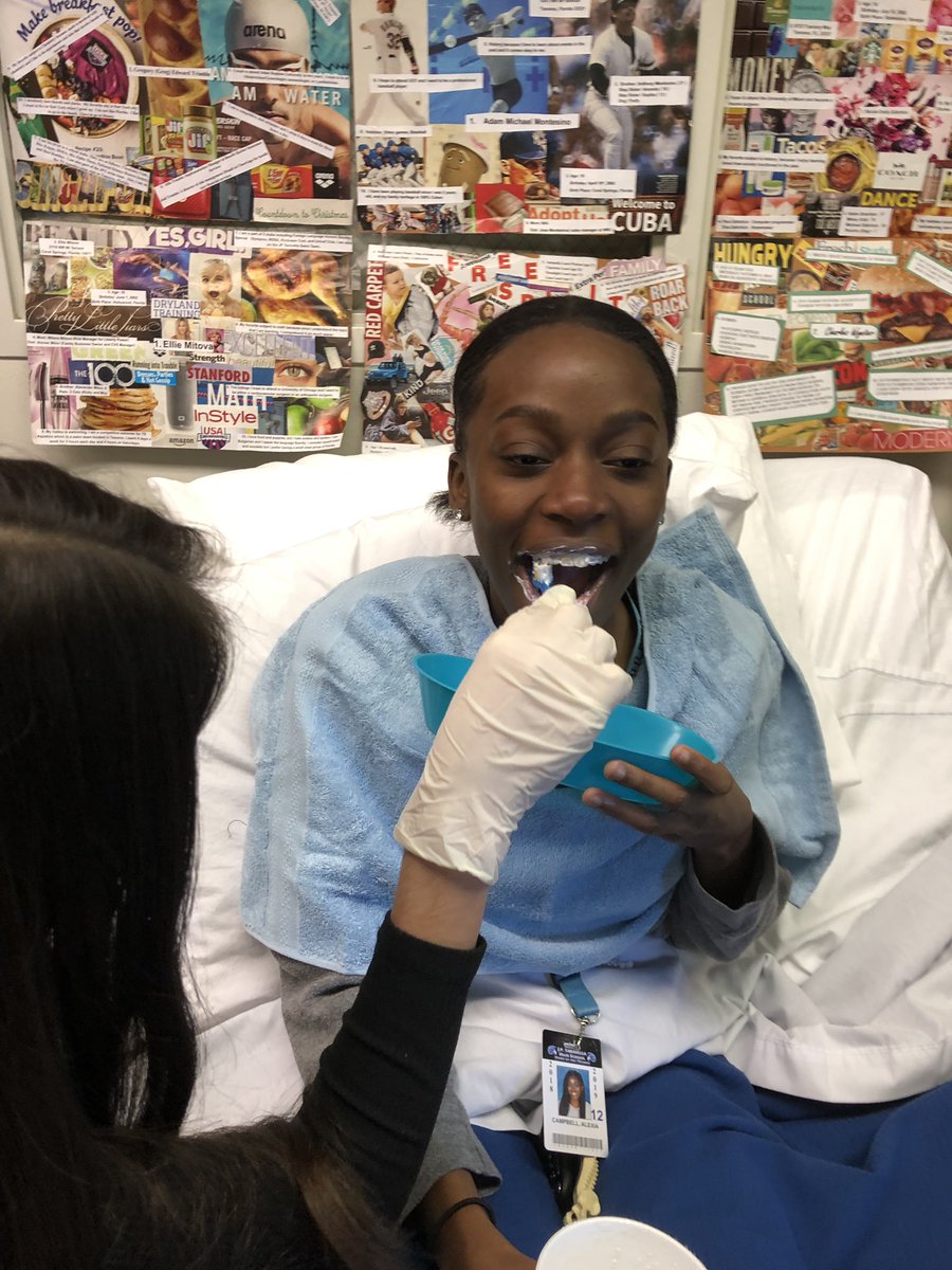 HosaJpt's tweet photo. Fun day in the lab practicing brushing patients teeth! #🦷🦷 #pearlywhites #laughing #toothbrush #cleanteeth https://t.co/QqrgUqH0FQ