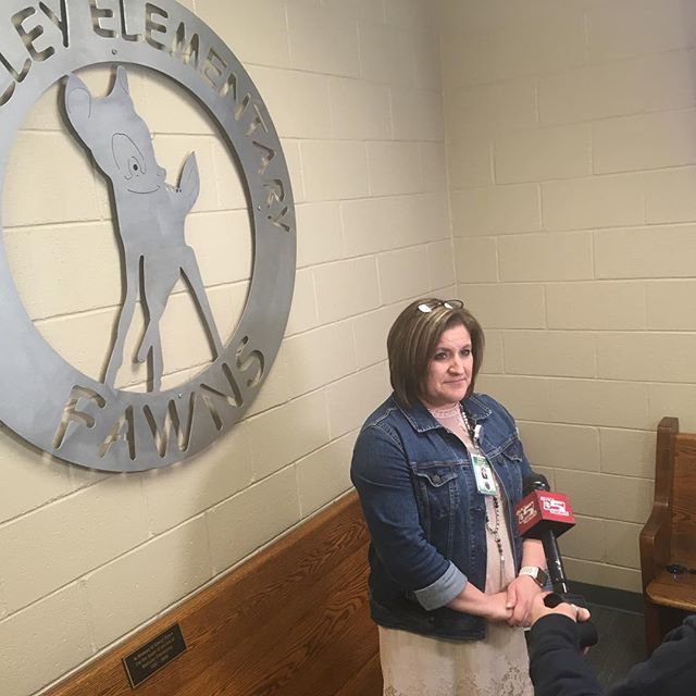bcsdschools's tweet photo. Rockstar Principal Kelly Gabriel interviewed about the Stop the Bleed emergency medical training at her school. .
.
.
#crisistraining #schooltraining #emergencyresponse #bleedingcontrol #bleedingcontrolkit #berkeleycounty https://t.co/BH1xIq7s50