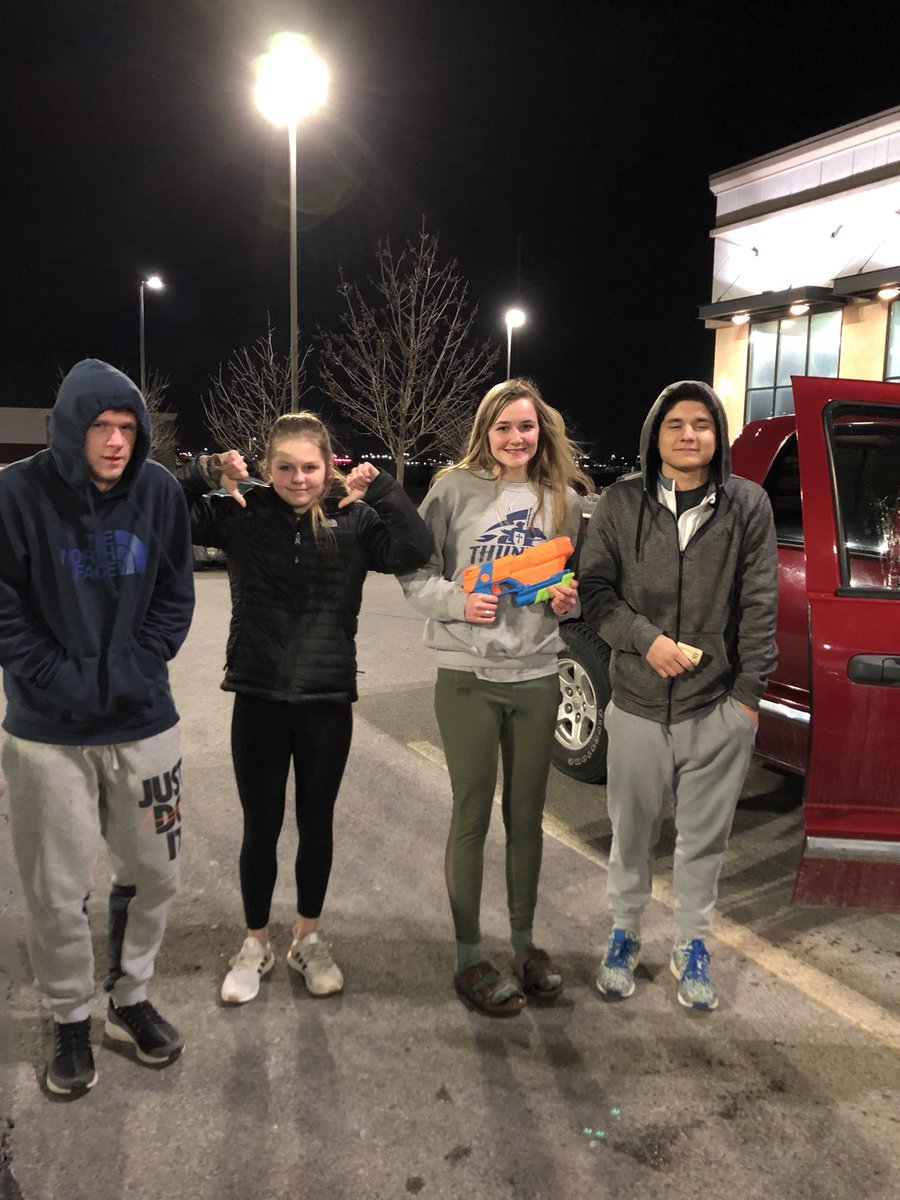 sjaassassins19's tweet photo. “Long story but it involves a faked car battery death, a WPA proposal, &amp; a $15 bribe &amp; cost @ktrotting13 her life” 

@CarolineSatsky and @Hmanning33 pull off the kills. 

RIP Katie and Jake. They also might have died of frostbite idk https://t.co/AwDnJokvof