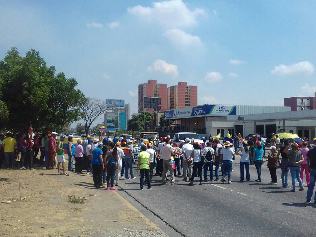 mirodiaz73's tweet photo. Bararida presente!!! 🇻🇪🇻🇪🇻🇪 https://t.co/TAebeOf8jZ