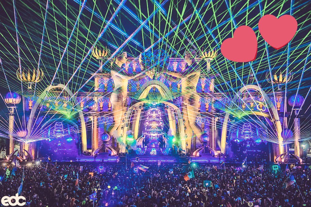 Alex_Glzr's tweet photo. @capimexico @EDC_MEXICO @los40mx El escenario perfecto para ensmorarnos 💖💕💗, sería muy muy muy feliz de poder ir, hahahaha.. porfa caaaaapi!!! \d-.-b/ #TusBoletosConElCapi https://t.co/UMcldg6oHi