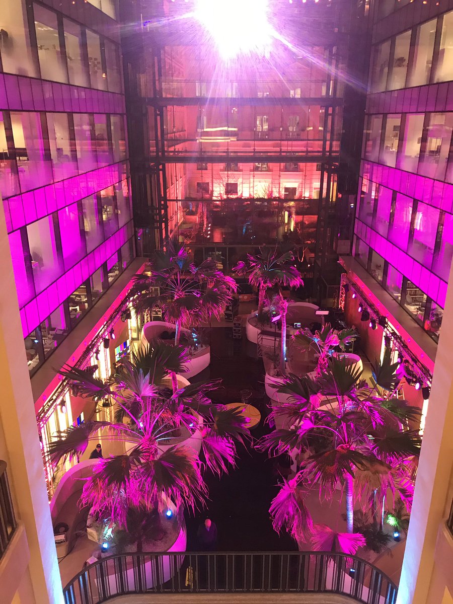 audouard_e's tweet photo. Et pour finir cette journée en beauté soirée #generationdeeptech chez @Bpifrance @BpifranceInno @Paul_F_Fournier on se reparle de #frenchtechseed 👍 https://t.co/0CUftBpiRc