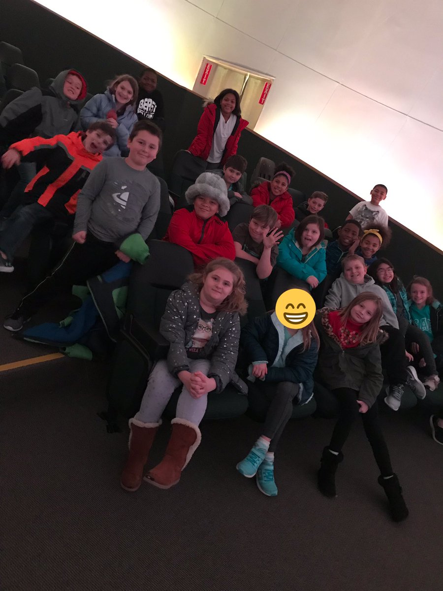 MsGehaReading's tweet image. We had a great time @CPSPlanetarium! @CRE_Cardinals #creteach