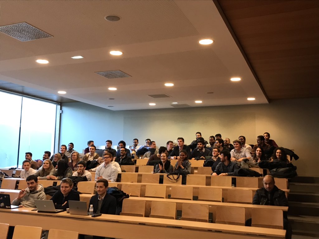 alex6cb's tweet photo. Cet après midi à l’@ENSEIRBMATMECA, tuteur heureux avec les élèves ingénieurs vainqueurs du prix annuel du meilleur projet Telecom parrainé par @Orange_France  @AtosFR @thalesgroup pour les innovations apportées au bot @Askovet_FR @OrangeNvAquit @UNITEC_Bdx https://t.co/yKjuyWIwc2