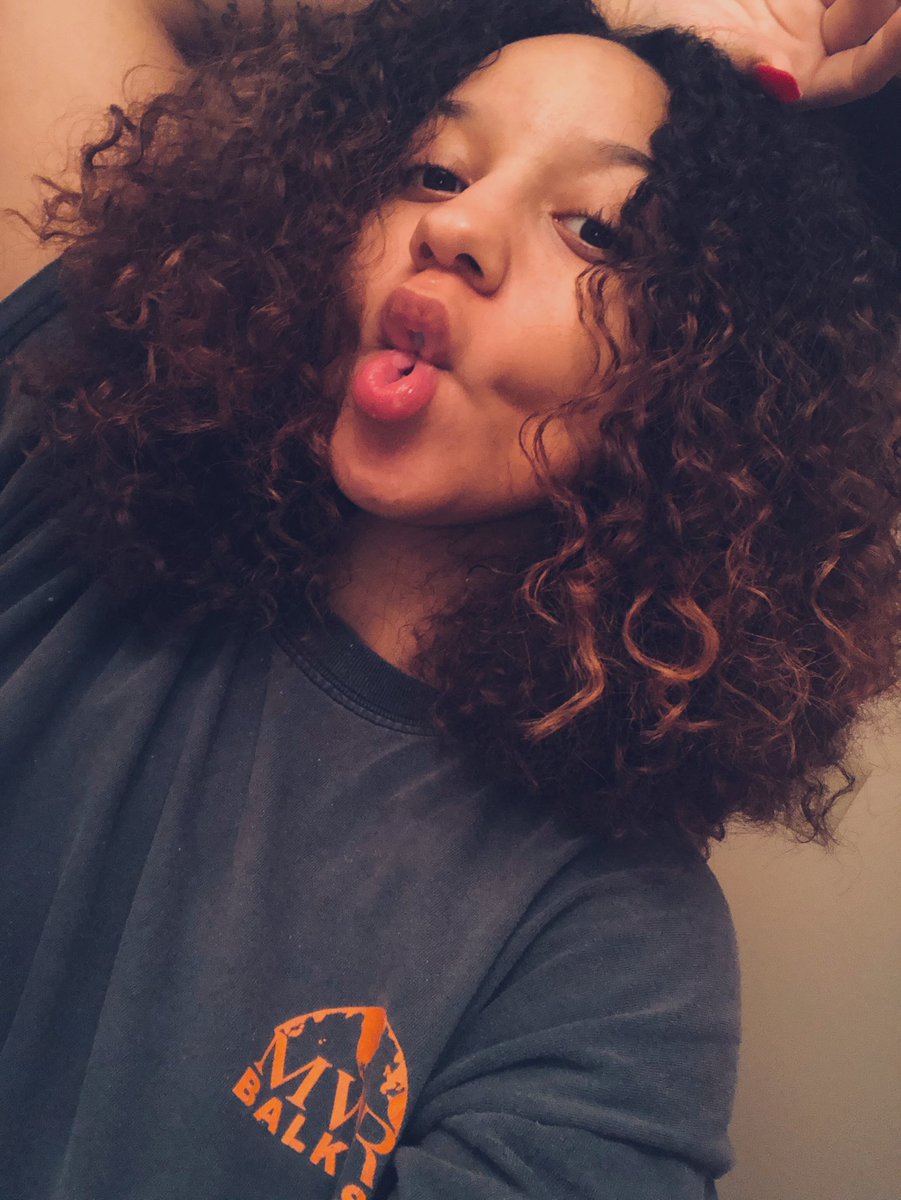 ChaneeLynda's tweet image. Baby if they asking , tell em I go crazy🤯😝