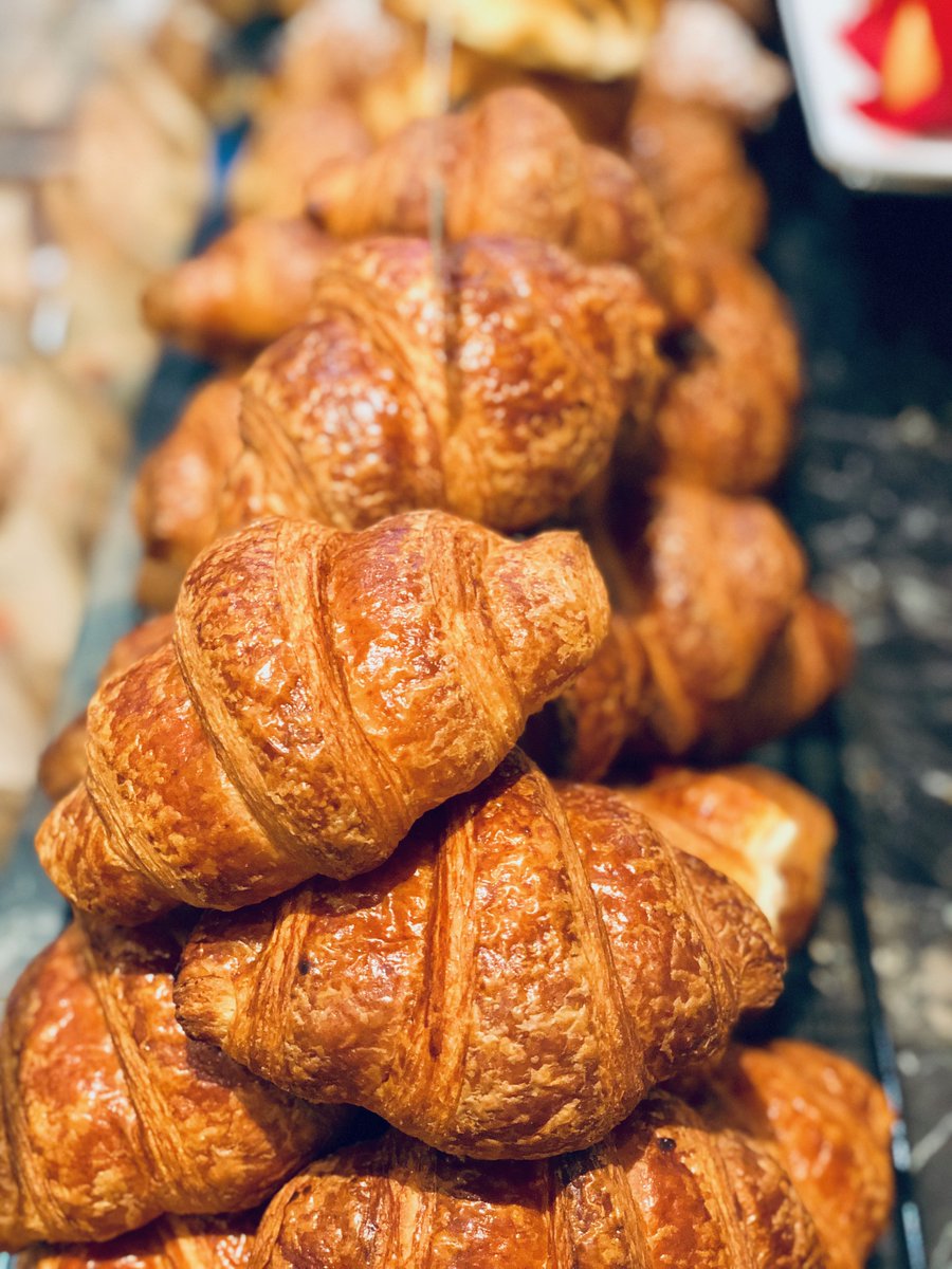 CaffeArtigiano's tweet photo. Happy National Croissant Day! 🥐
Fun trivia question: Which country does the #croissant originate from? (Clue: it’s not France!) Tell us your answer below 👇🏽
Come by and enjoy one today! 🎉
#NationalCroissantDay #Organic #CafeCulture #YVR #YYC #CalgaryTalk #VancityBuzz #CaffeArt https://t.co/KQ3FibEvdY