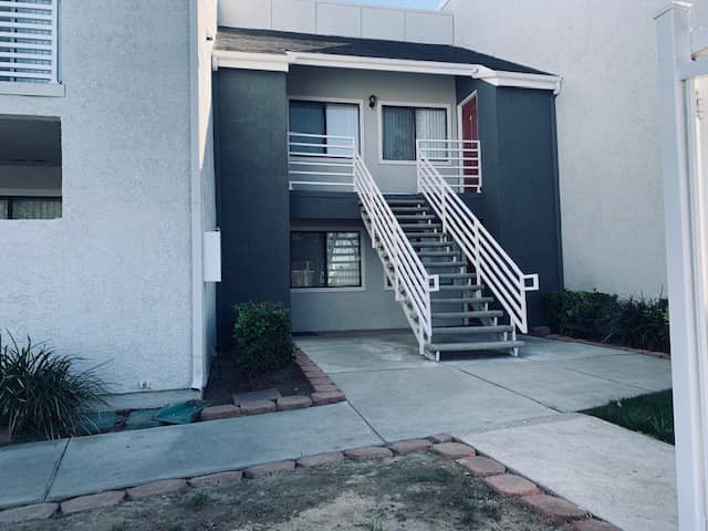 pilotpainting's tweet photo. Completed project at Madison Park in Riverside. Exterior repaint of 46 units including common areas. Contact us for all your painting and reconstruction needs (888) 900-9323. #MakingYouLookGood #45YearsStrong #DunnEdwards #InvenstmentConcepts https://t.co/umVlHLuDRb