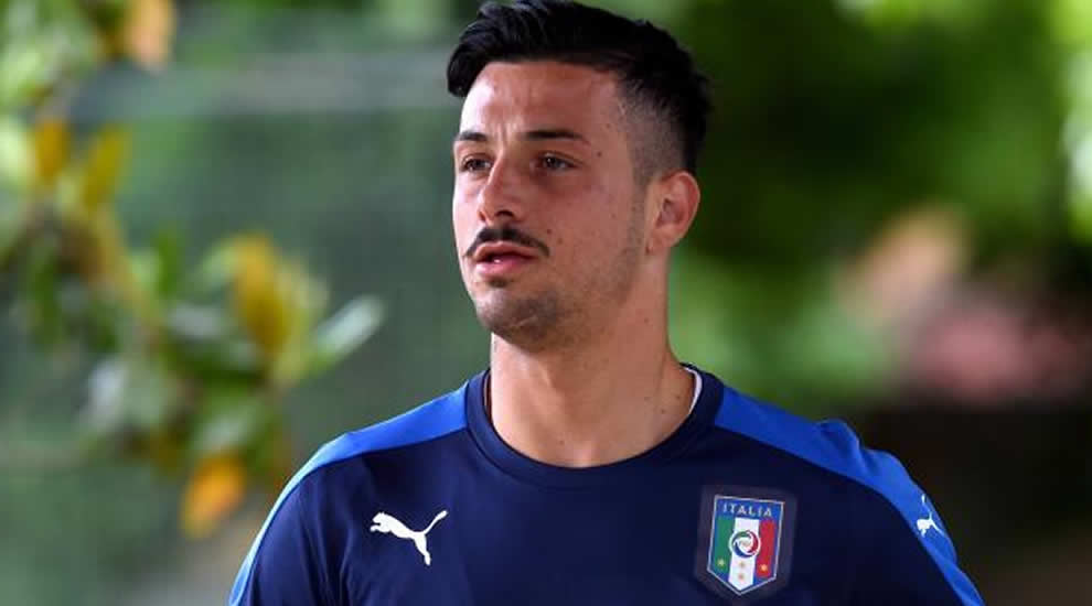 Anche Izzo nello stage azzurro di Roberto Mancini dlvr.it/QxqXYn