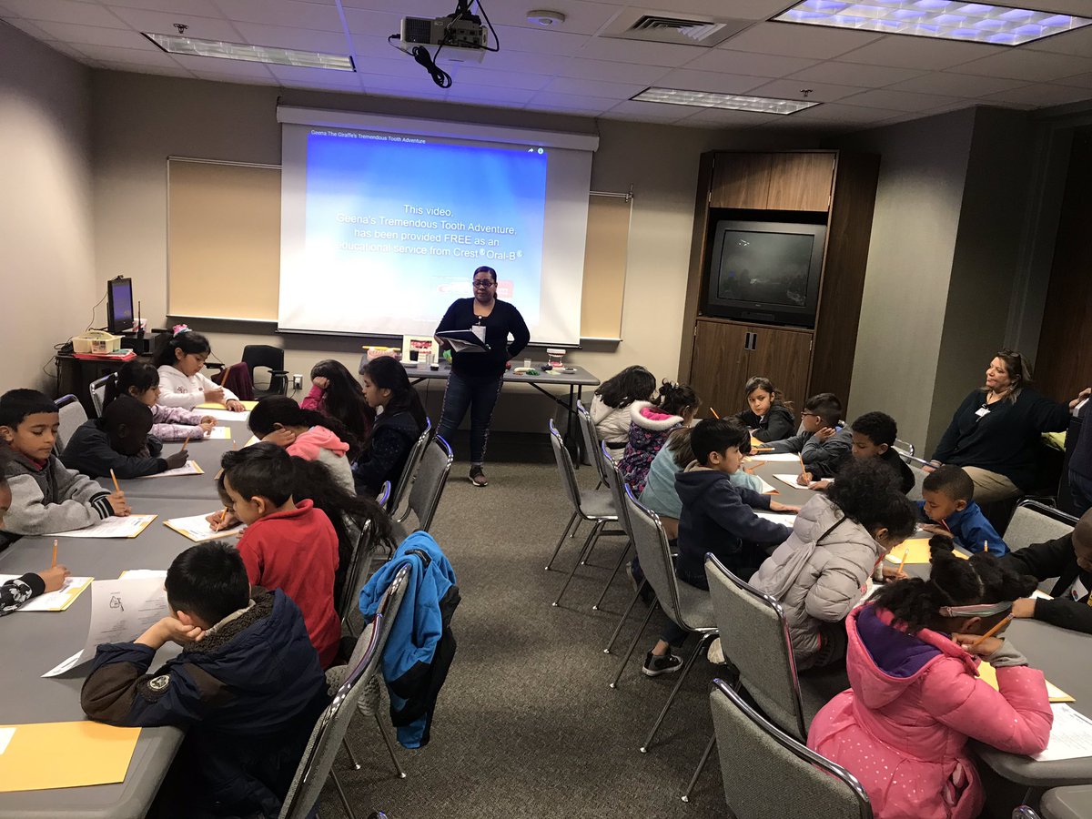 rstevens_rees's tweet photo. Thanks to #projectsavingsmiles for teaching us how to take good care of our teeth! @HoustonHealth @ReesStars @AliefISD https://t.co/1eTfTtVgzZ