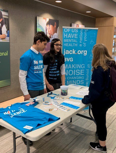 bayviewglen's tweet image. Great leadership by our @jackdotorg team on this #BellLetsTalkDay. Starting conversations about mental health and stigma.