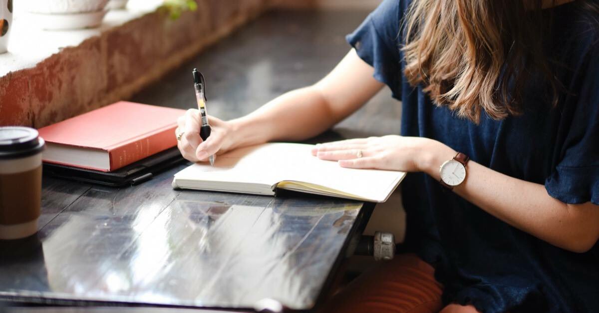 It's TOMORROW! 
Goal Digging Workshop with Dr. Tracy Platt

There is STILL TIME to register, but do it NOW!
#kansascity #vision 

bit.ly/GNKCGoalDigging