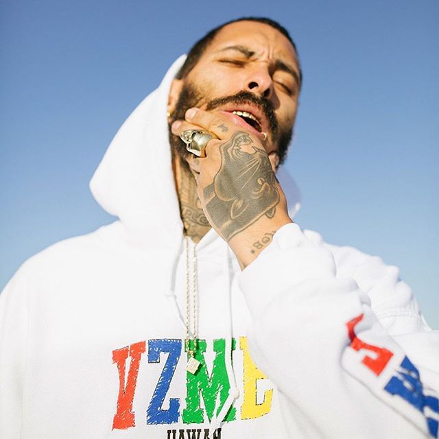 VizumeWorld's tweet photo. VZME IIAWAH “Coloring Book” hooded pullover. #vizume https://t.co/RGqTE4yhom https://t.co/hvZIH65z9q