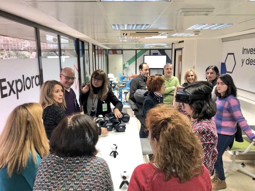 IESMDelibes's tweet photo. Visitamos el Aula del Futuro del @educaINTEF. ¡Cuántas ideas para aplicar en nuestro centro! #FormaciónProfesorado @CTIFMadridCap #STEMadrid @fcl_euschoolnet
#fcl_es #flc_eu https://t.co/QLl0CmmGor