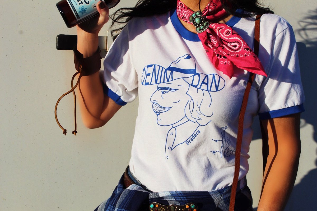 praderawest's tweet photo. “Denim Dan” Tee #blesses #westernchic
$35.00
➤ https://t.co/4Pml26skDU https://t.co/18ftMUFm2g