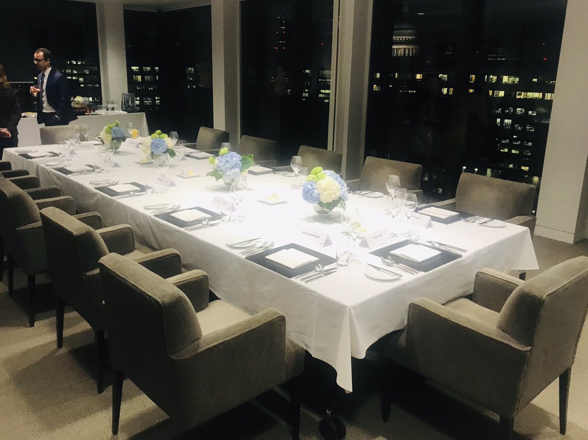 avenue_storeys's tweet photo. and to the last fine dining... https://t.co/oCxxL4KjLI