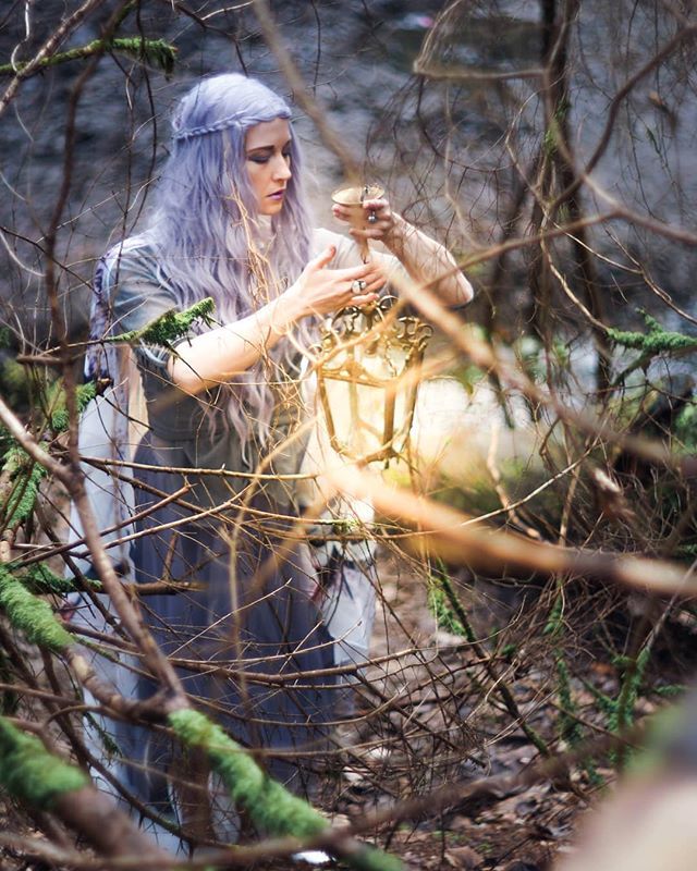beephoto_uk's tweet photo. This Scottish firefly  brings a wee bit magic  to our world.  Check out  @moondome_uk and grab an amulet  with inner light for yourself. Made with love. 
Кому света  с волшебной пыльцой? https://t.co/tQW0x8NF2S https://t.co/g0cJq8k2MI