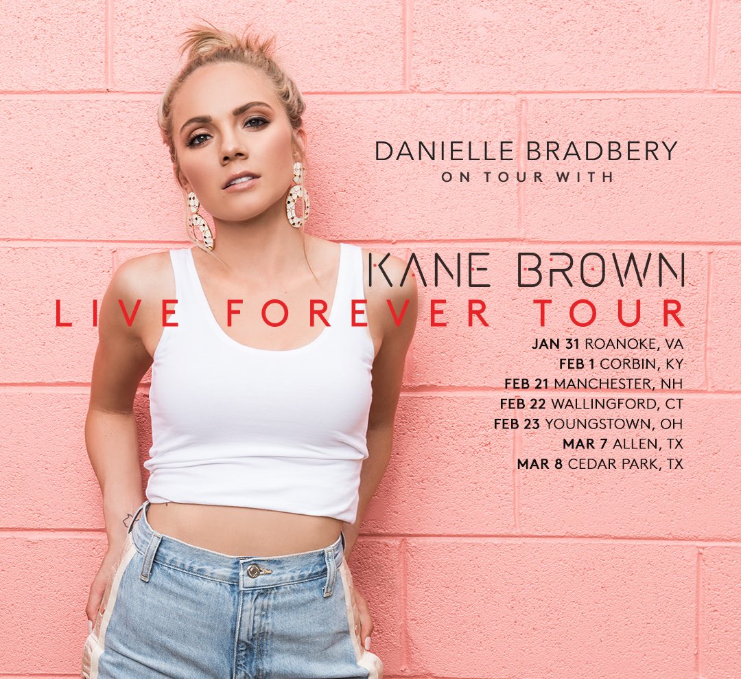 Danielle Bradbery on Twitter.