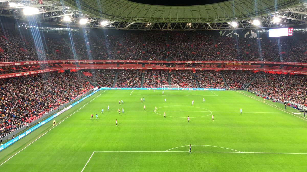 AreaChicaCOPE's tweet image. OFICIAL | Esta noche en San Mamés hay 48.121 personas 🏟️

¡Es el RÉCORD de asistencia en un partido de fútbol femenino en nuestro país!😱

B R A V O @AthleticClub . B R A V O   Bilbao.

👏👏👏👏👏👏👏👏👏
#CopaDeLaReina 👑👸

@tjcope @partidazocope