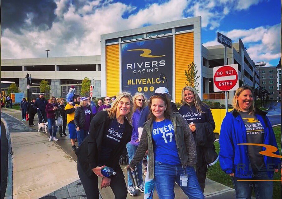 RiversCasino_NY's tweet image. We're taking you behind the scenes and into our employee's lives. So far we've helped raise over $90,000.00 for The @ALZ_NENY. Watch how we're making it happen on our Facebook page! #OurCommunity 💜 #Schdy #Schenectady #Alzheimers #AlzheimersAwareness @alzassociation