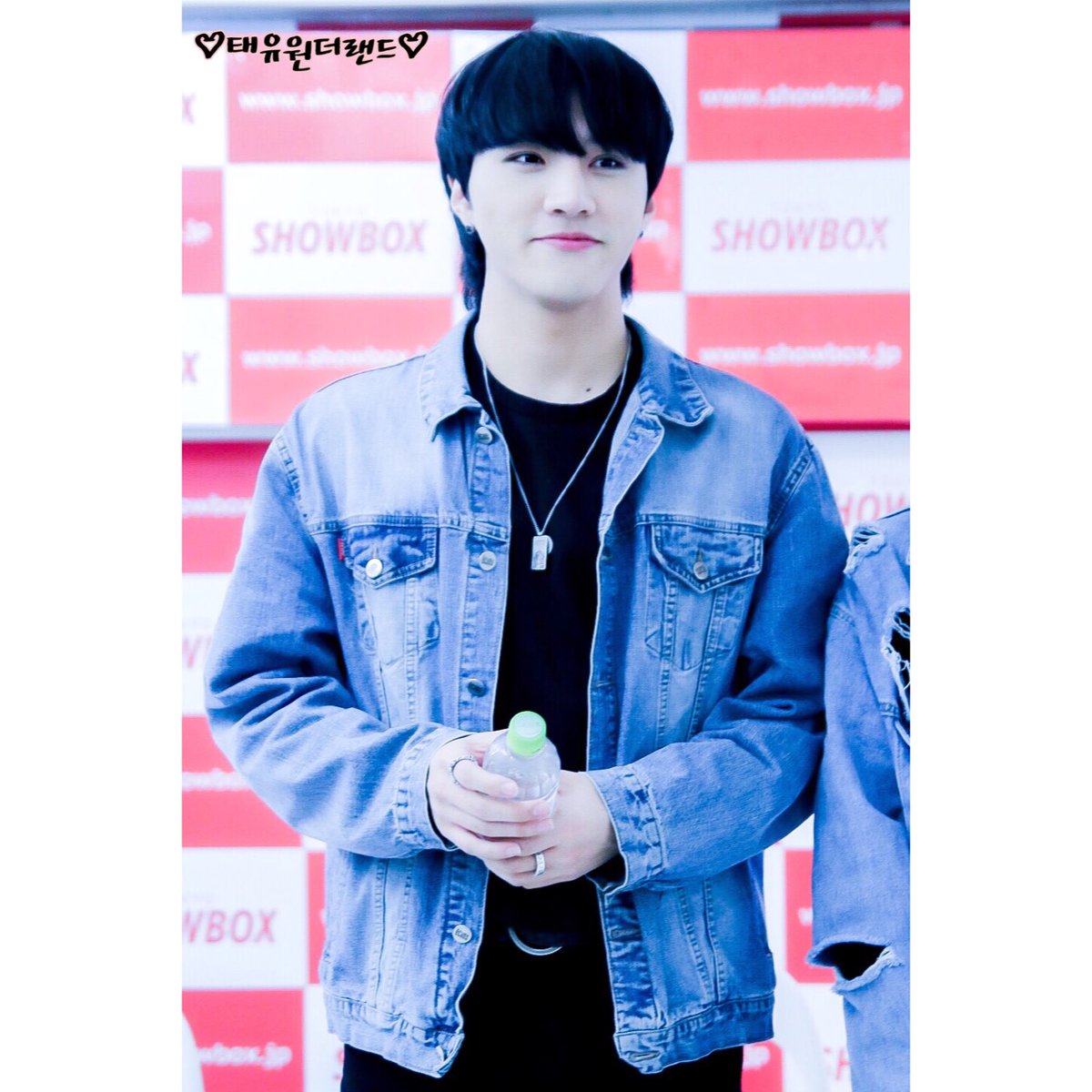 IcedCoffee1117's tweet photo. 190130 SHOW BOX 포토타임
INNERS 유성 ユソン
@97__yu__s 
#inners #이너스 #イナス #유성 #yuseong #ユソン #김유성 #kimyuseong #キムユソン #SHOWBOX #신오쿠보 #新大久保 https://t.co/WEkKFSPmvz