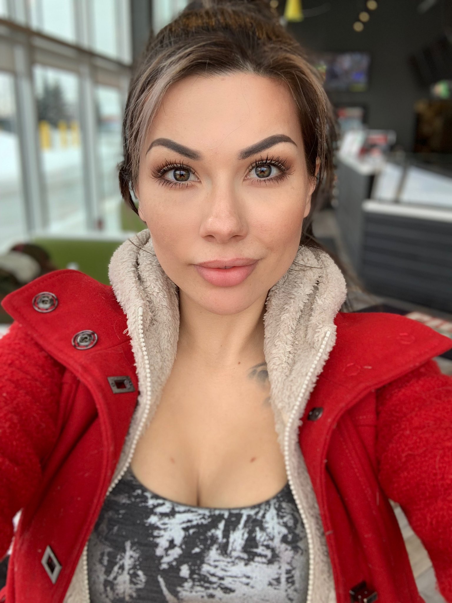 TW Pornstars - Vera Bambi - FREE OF. Twitter. I’m having my lunch on twitch real quick. Come