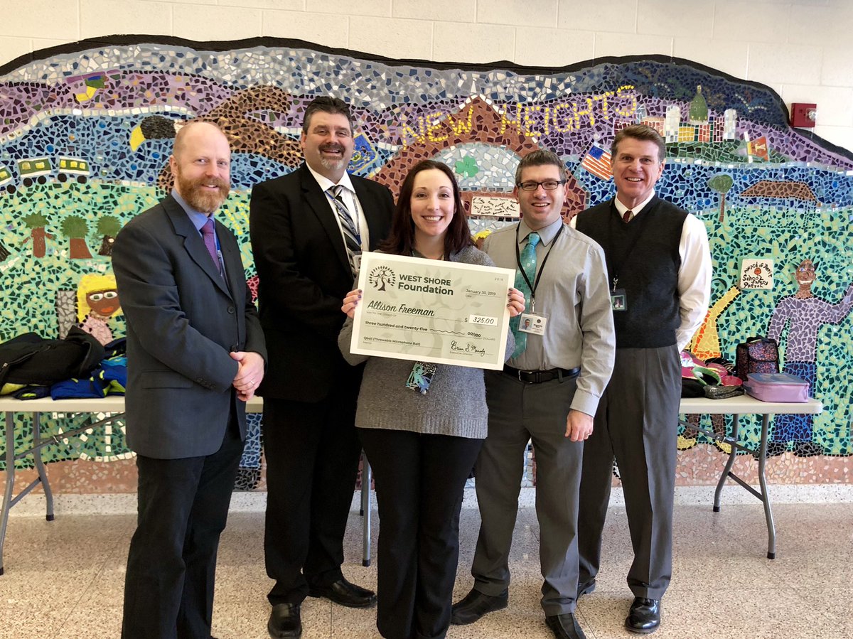 Today @WestShoreFdn awarded over $4,850 in Educator Innovation Grants to District professional staff members. Huge THANK YOU to the Foundation for their generosity and to our amazing staff who continue to develop new and innovative learning opportunities for our students!