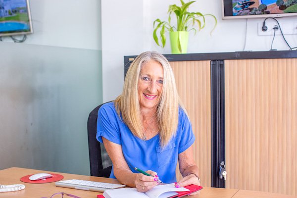 CerroNovo's tweet photo. In order to provide the very best Customer Experience and to satisfy the demands of the growing Property market; we're now recruiting for a Property Consultant.

For more information and to apply, simply send us your CV to: careers@cerronovo.com https://t.co/TmrQ1zQYCv