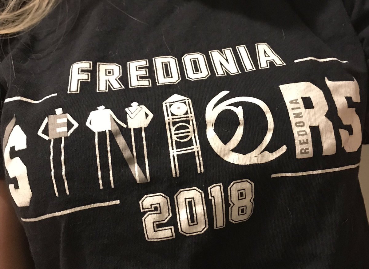 Han_Wagner's tweet photo. Now I know why they were giving this shit away #classof2018 #fredlast https://t.co/xUrRjKbnJ8
