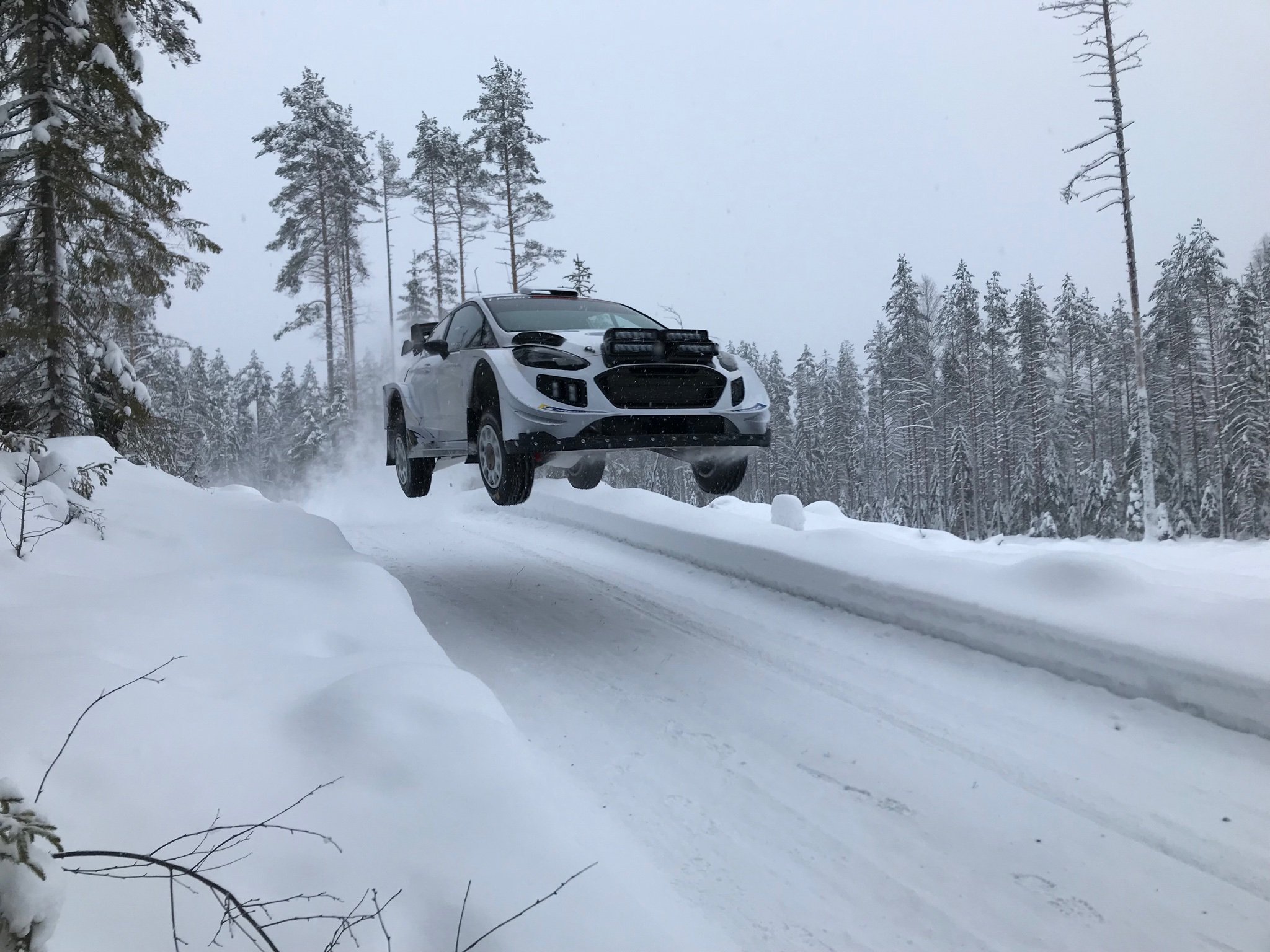 Rally Suecia 2019 DyMEIX-X0AA9aWV