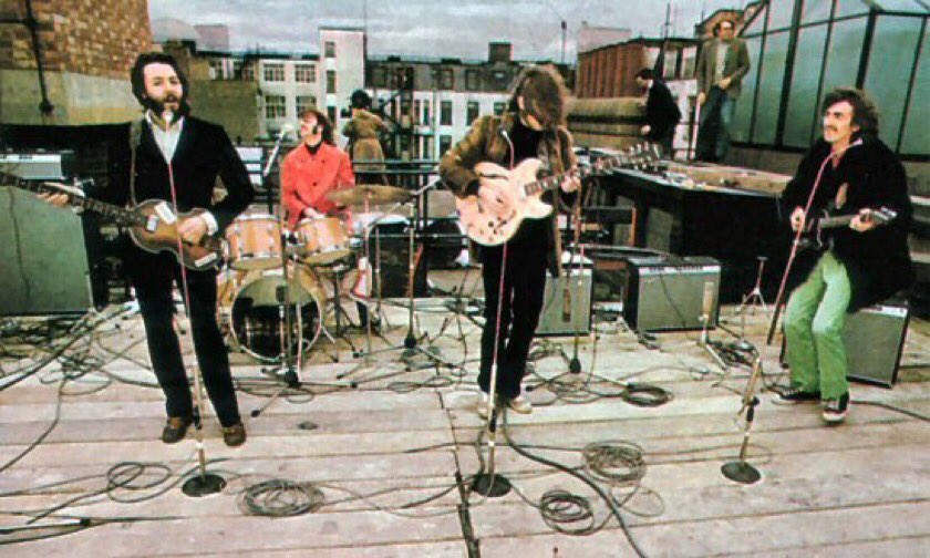 ringostarrmusic's tweet photo. It’s back on the roof Wednesday peace and love Get Back. peace and love. God bless John  George and Billy Preston. Peace and love. 😎✌️🌟❤️🐘🥦🎶☮️ https://t.co/huYaB8LnpJ