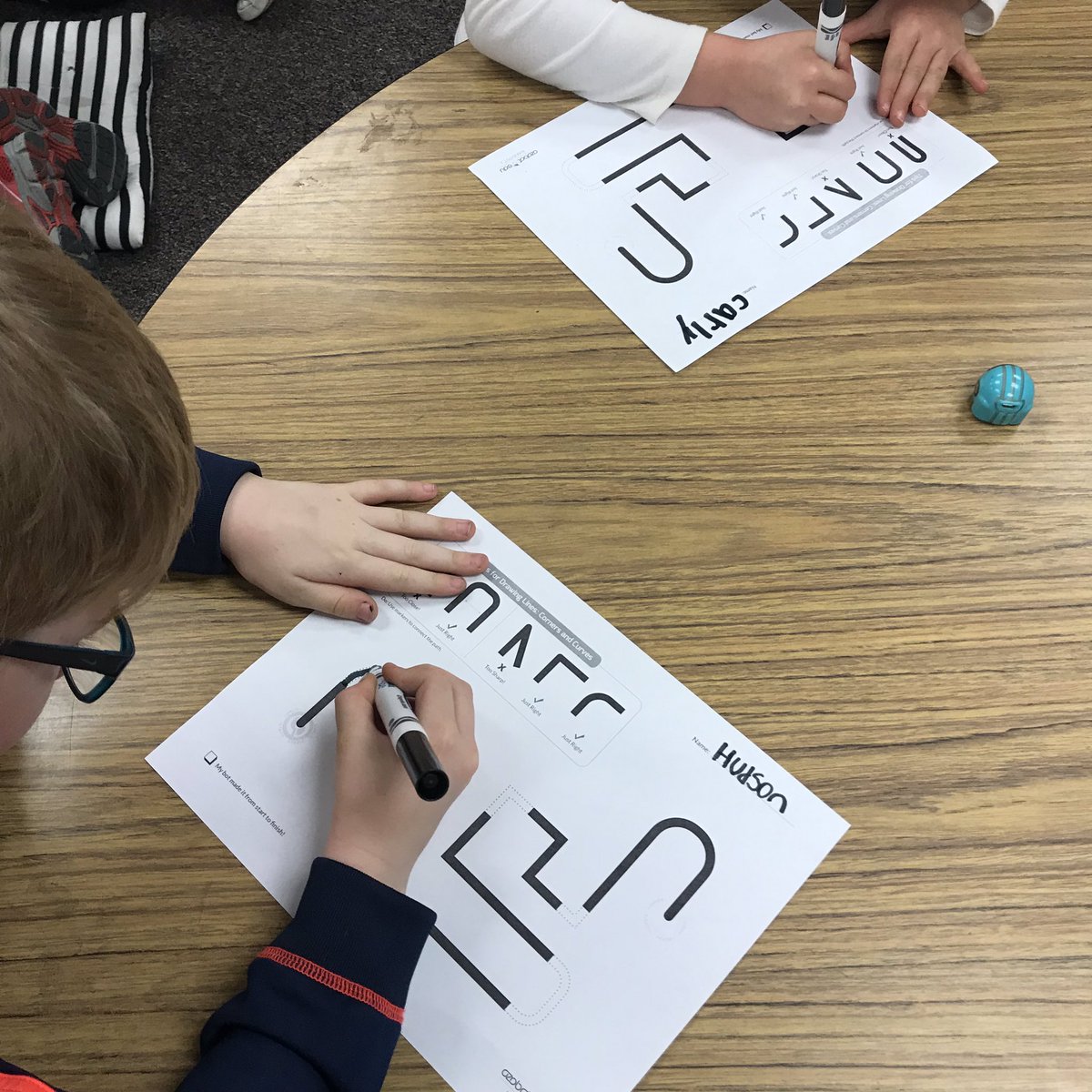 caridenny123's tweet image. Ozobot Basic Training Day 1- Kinders started by examining Ozobot and practiced turning it on and off. We also learned how to draw “just right” lines and corners for Ozobot to follow🤖✅ #CodinginKinder #CHESHawks @Ozobot @BuhrCHES @PowayUnified @PUSDinnovate