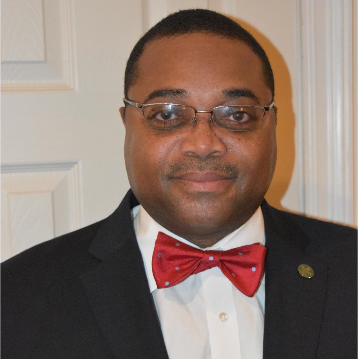 nolaypmovement's tweet photo. #legacyofleadership Nominee Derek Bardell

Nominated by Kristan Parker- Derek D. Bardell is a highly acclaimed educator. Read more on our IG Page (@nolaypmovement)

....

#joinweek19 #nulyptakes20 #sustainability #leadthemovement #bethemovement #leadership #bealeader https://t.co/xiOJztYQMY