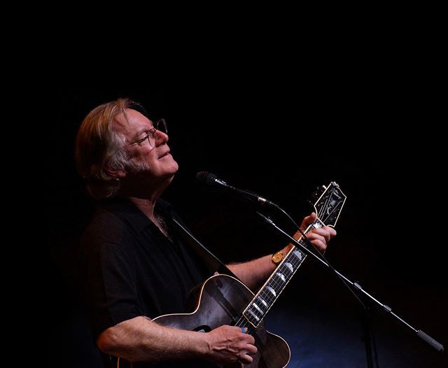 bluenotehawaii's tweet photo. Tonight and tomorrow, go down memory lane with singer-songwriter John Sebastian of The Lovin' Spoonful. Sets on Jan. 30 and 31 are at 8 p.m.! #oldies #bluenotehawaii #livemusic #waikiki #ighi https://t.co/PVLXj4Ph5N https://t.co/BwzcFK04aU