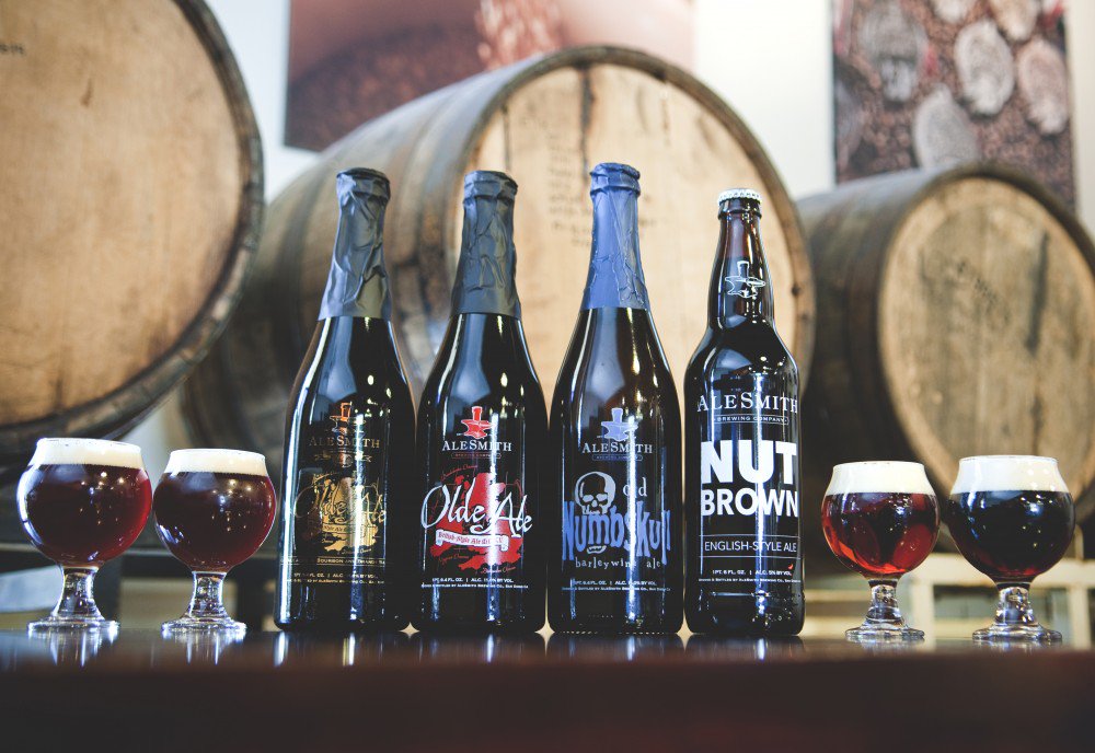 SDTopBrewers's tweet image. 4 San Diego breweries in Top 25 on RateBeer&apos;s 100 Best Breweries in the World list: ratebeer.com/RateBeerBest/B…
@ModernTimesBeer #23, @StoneBrewing #22, @lostabbey #11 and @AleSmithBrewing  breaks the Top 10 at #6! Congrats to all!