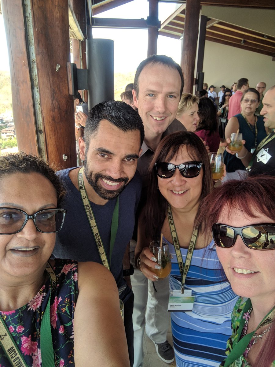 Pacific Emerald Champions!@NicoleKubica_TD @ahui889