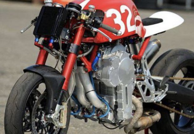 Racing Apes tweet media
