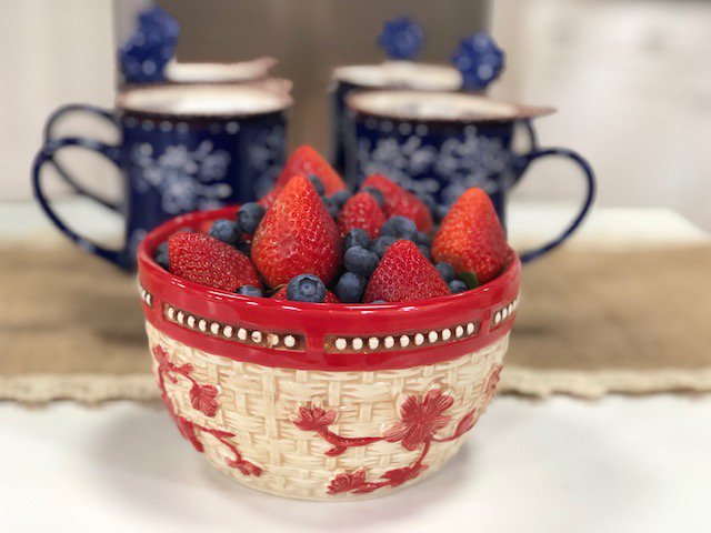 taratemptations's tweet photo. Don't forget our Basketweave Giveaway is coming to an end tomorrow!
Check out our pinned post at the top of our Facebook page for the details and don't forget to tag your pics with the hashtags #basketweave &amp; #ttpics https://t.co/qQxYOXzie0