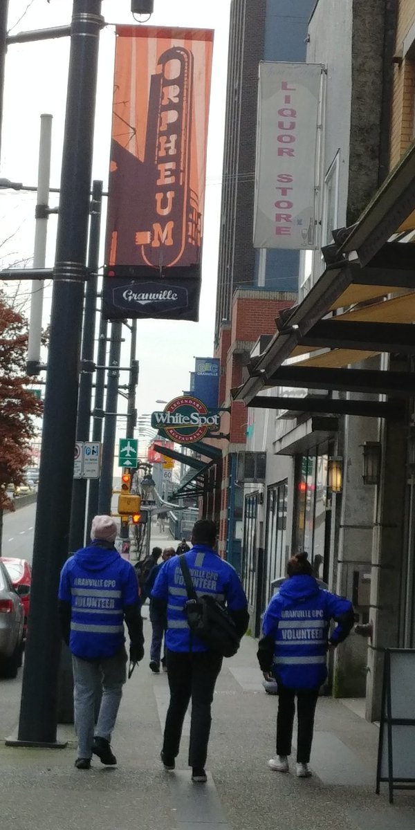 DowntownCPC's tweet image. One team heading North and another heading South. Two opposite ways but one objective in mind: Auto crime prevention! #cpns. #autocrime #nomoretheftfromauto #productive #WednesdayMotivation #Volunteering #community