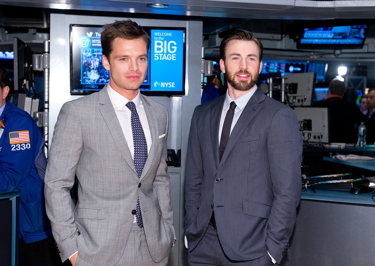 Sebcentric328's tweet photo. @poppingpenguin @_MegMuckleBones Can I put in a request for THIS VERY COMPLICATED MAN SANDWICH???
#PrettyPlease #ImBeggingHere https://t.co/YOmx944sFk