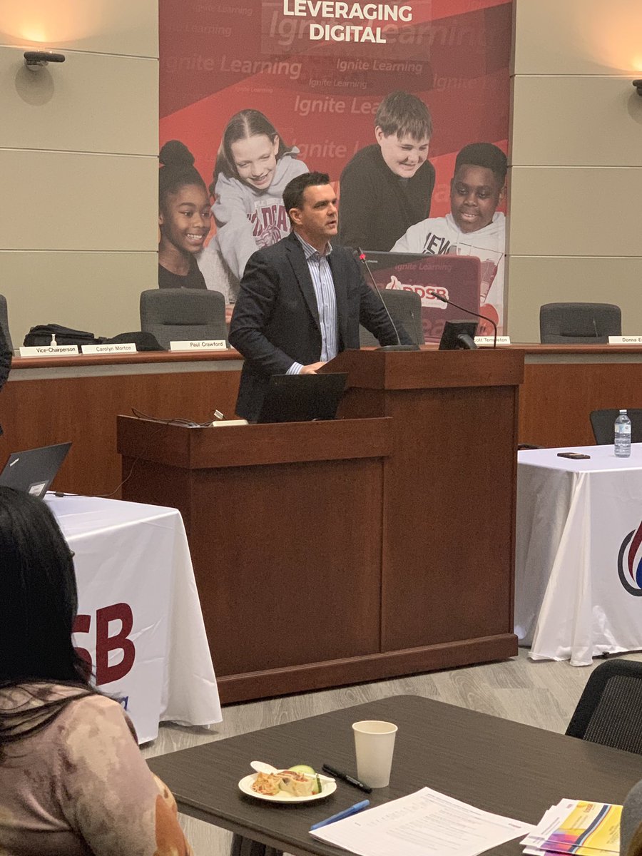 DDSBLeadership's tweet photo. @MarkFisherDDSB giving an introduction to the benefits of working at DDSB. External candidates learning about opportunities in DDSB https://t.co/wRsIe0r8mQ