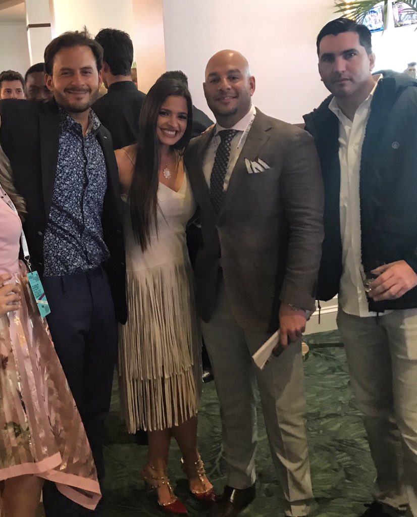 TheDreamTeam🔥 en la Pegasus World Cup🏆 #PuroGrado1💪🏻😂
<a href="/GustavoJDelgado/">Gustavo Delgado Jr</a> <a href="/RamiroRestrepo/">Ramiro A. Restrepo</a> <a href="/vandalaje/">Vandalaje</a>