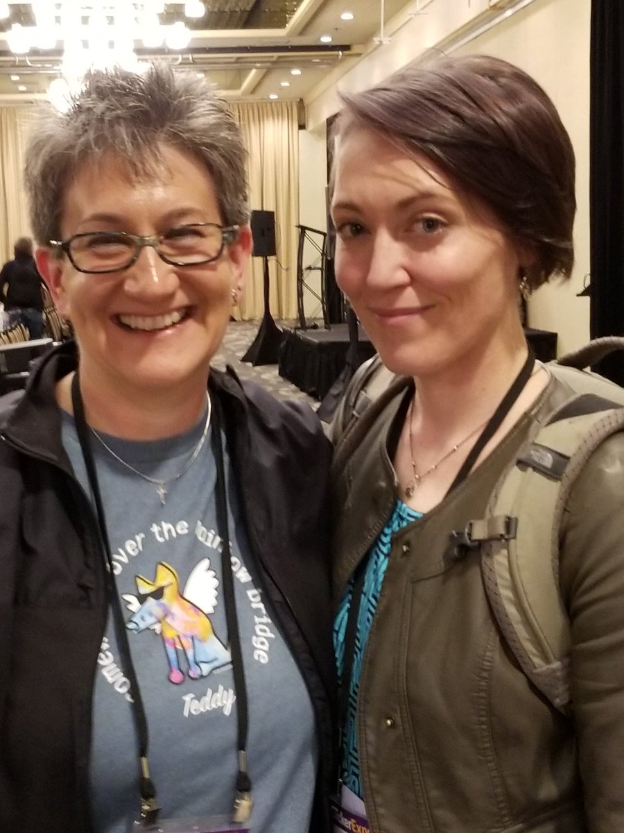 Powrdawg's tweet photo. Last weekend I met my podcast hero, Hannah Brannigan at #clickerexpo. Even cooler in person. #dogtraining #pawsitivetrainingabq #wonderpupstraining https://t.co/PLASiRMinT