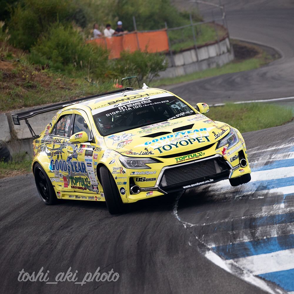 Toshi Aki D1gp D1グランプリ エビスサーキット D1グランプリ18 Ebisudrift Ebisucircuit 高橋邦明 選手 Kuniakitakahashi Goodyear Kunnyz Grx130 Markx マークx Drift ドリフト Drifting Drifter Japcar Racing Motorsport Rds Toshi Aki D1gp D1グランプリ エビスサーキット D1グランプリ18 Ebisudrift Ebisucircuit 高橋邦明 選手 Kuniakitakahashi Goodyear Kunnyz Grx130 Markx マークx Drift ドリフト Drifting Drifter Japcar Racing Motorsport Rds